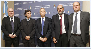 Reuni&oacute;n llevada a cabo en el Ministerio de Justicia de la Naci&oacute;n, con motivo del III Foro Internacional de Derecho Registral.