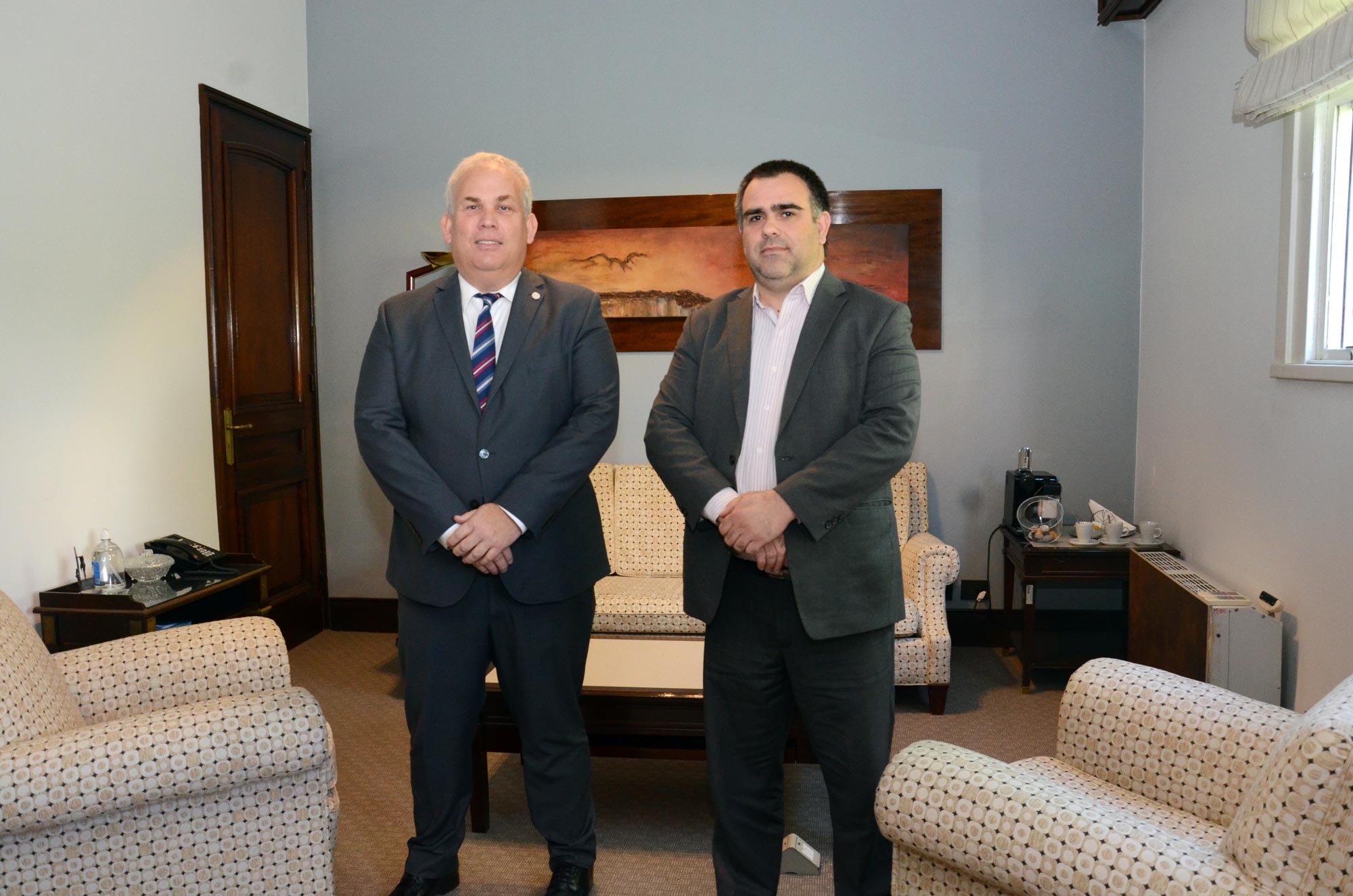 Visita del Director Provincial de Personas Jurídicas al Colegio de Escribanos