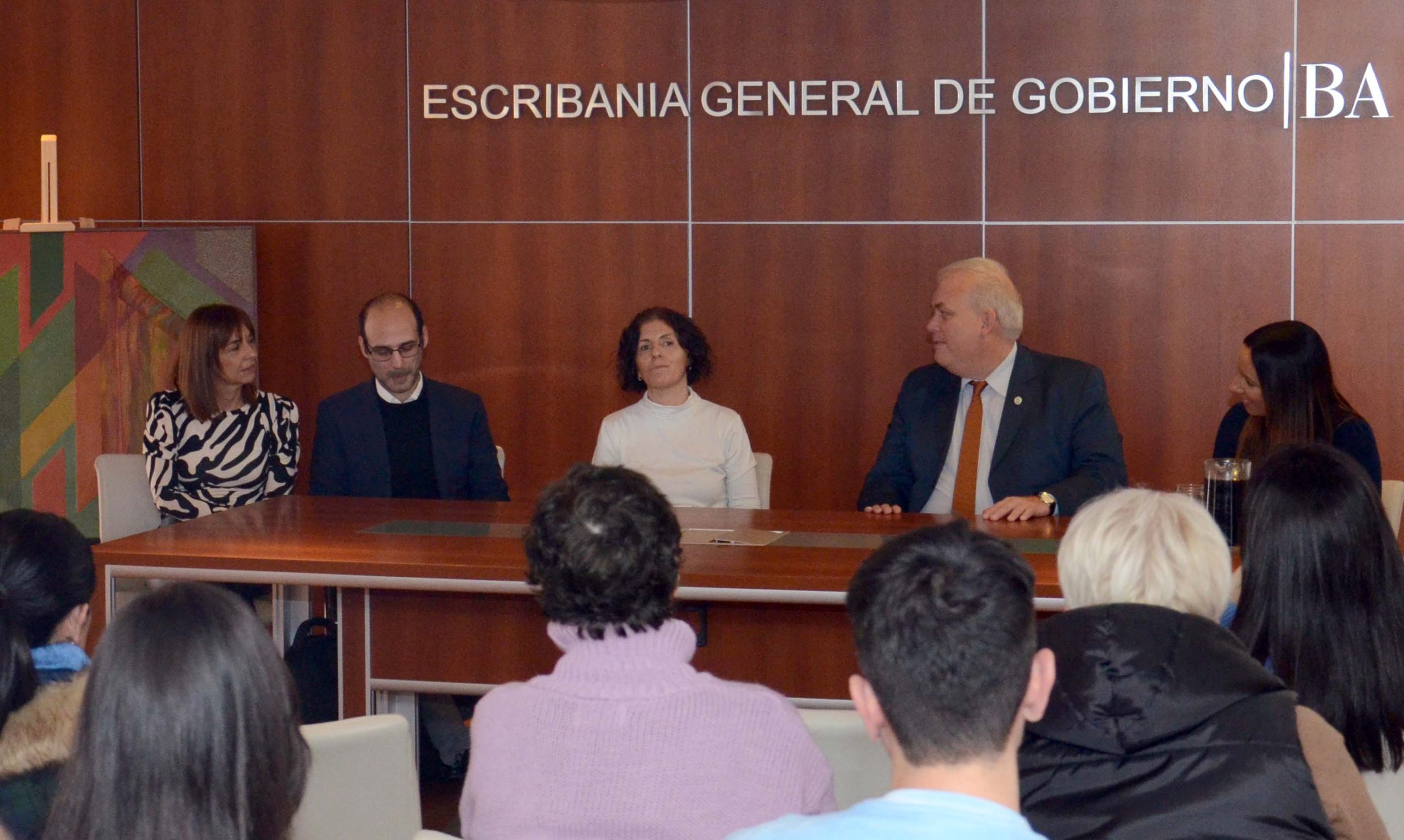 Comenzó el ciclo de capacitación en la Escribanía de Gobierno