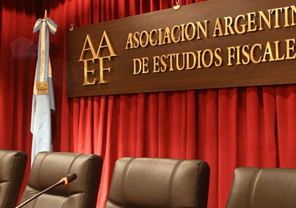 asociacin_argentina_de_estudios_fiscales_cover